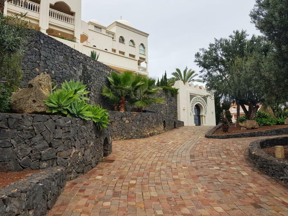 Parque Lotos - Apartamento De Lujo プエルト・デ・ラ・クルス エクステリア 写真